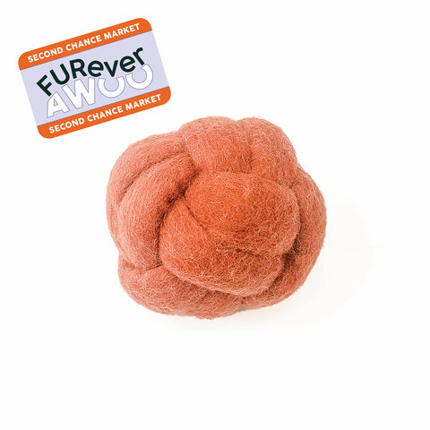 Oops* Knot Today Felt Puzzle Toy - Small in Peach