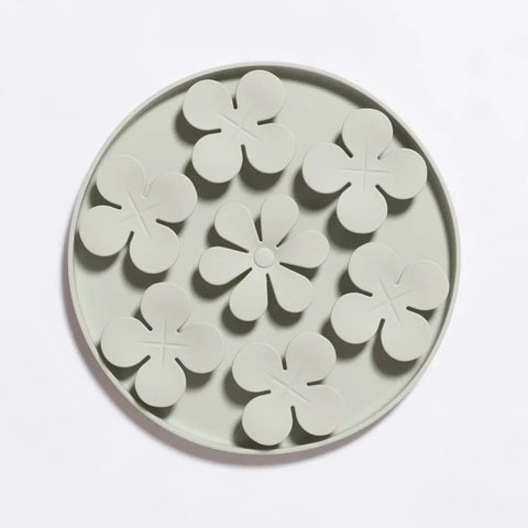 Meadow Mat Slow Feeder Awoo