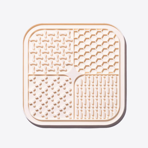 SMOOSH Lick Mat Awoo